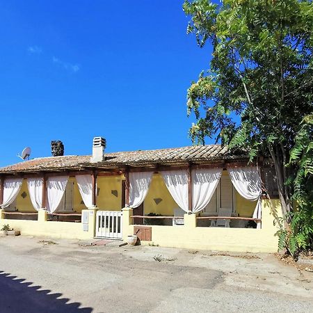 Villa Sandra Porto Pino Exterior photo